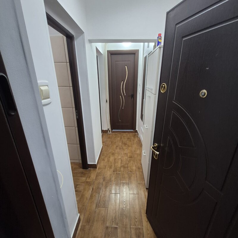 Drumul Taberei, Ghencea garsoniera 39 mp, bloc mixt finalizat 1982