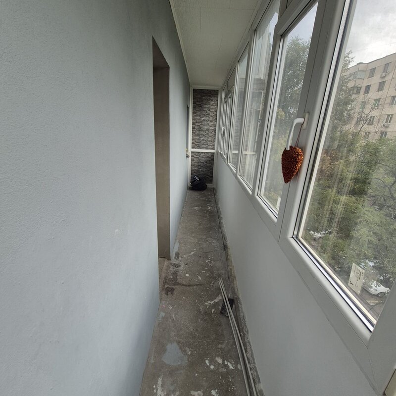 Drumul Taberei, Ghencea garsoniera 39 mp, bloc mixt finalizat 1982